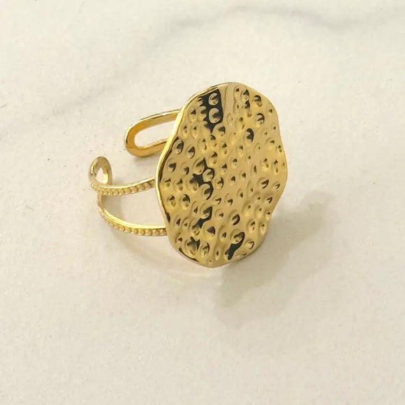 Ishida Hammered Gold Ring
