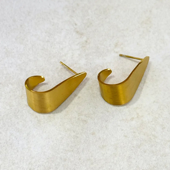 L Shape Curved Earrings 