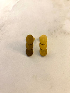 Tridot Stud Earrings Gold