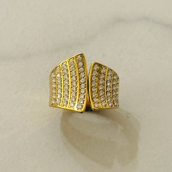 Midori Waterproof  Ring w White Zirconias 