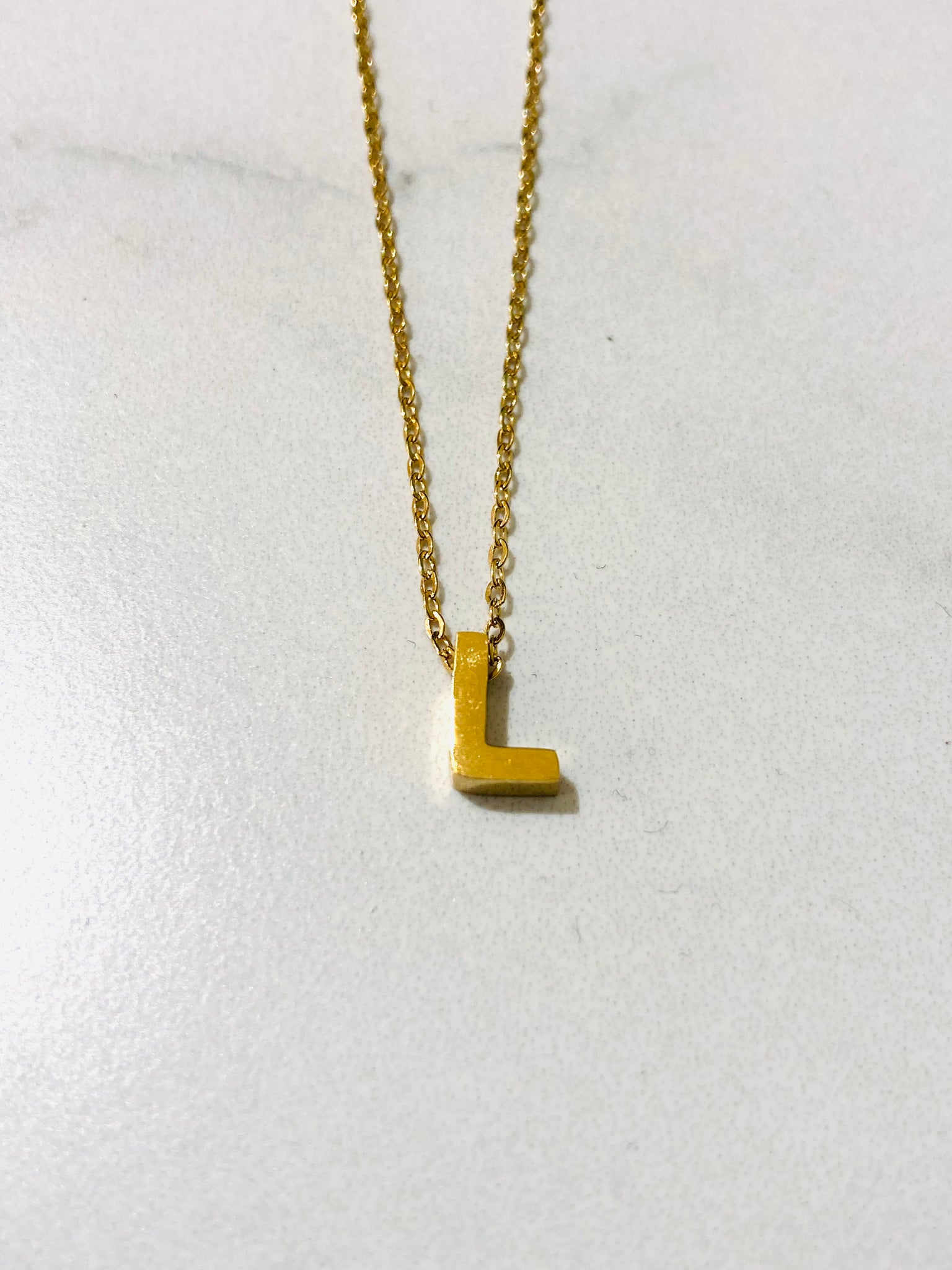 Initial Charm Necklace M Gold – Cassette Barcelona