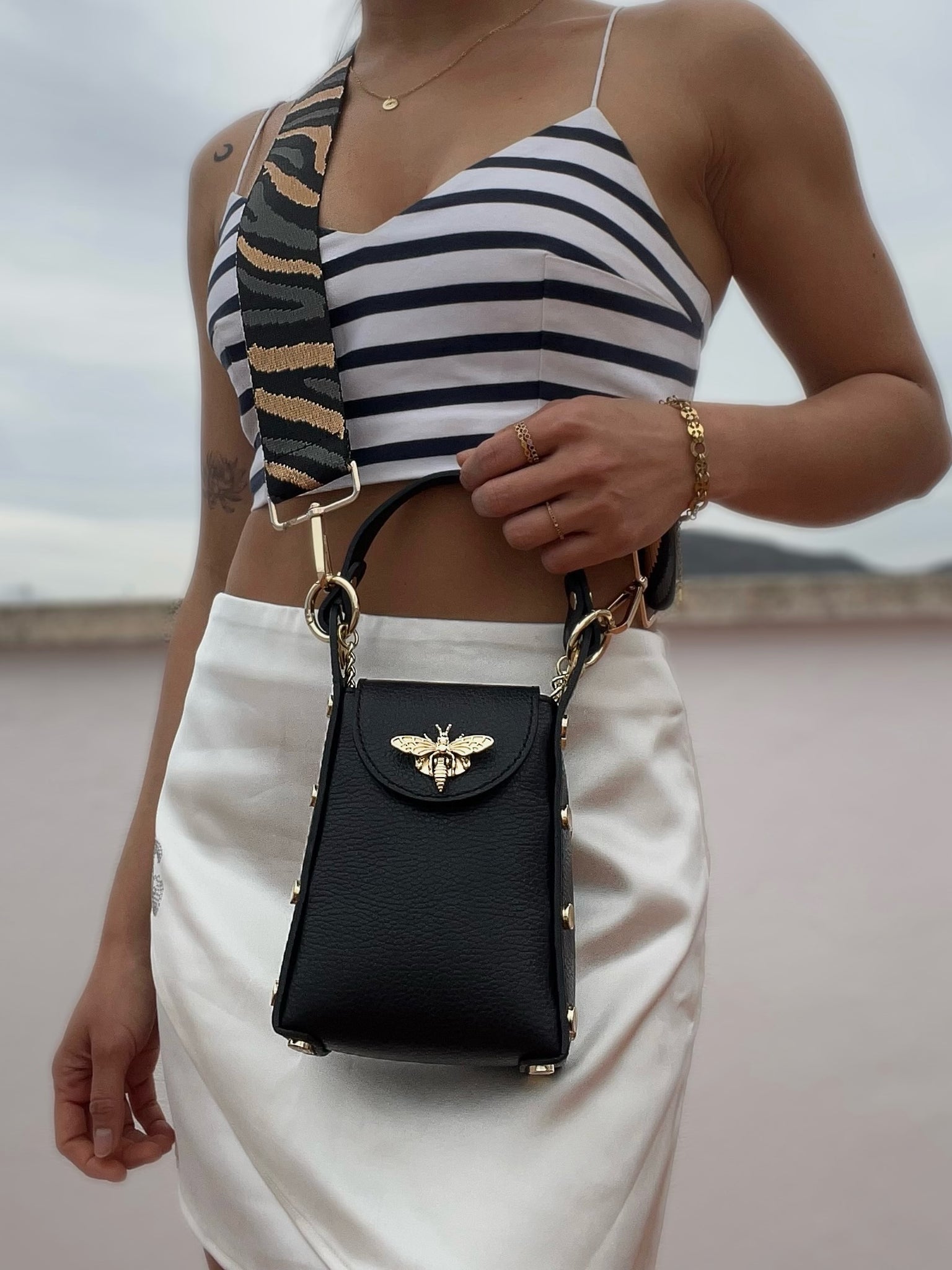 CASSETTE The Bee Bag Black – Cassette Barcelona