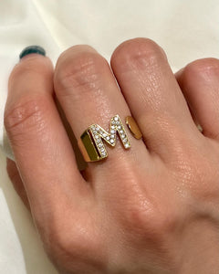 M Initial Gold